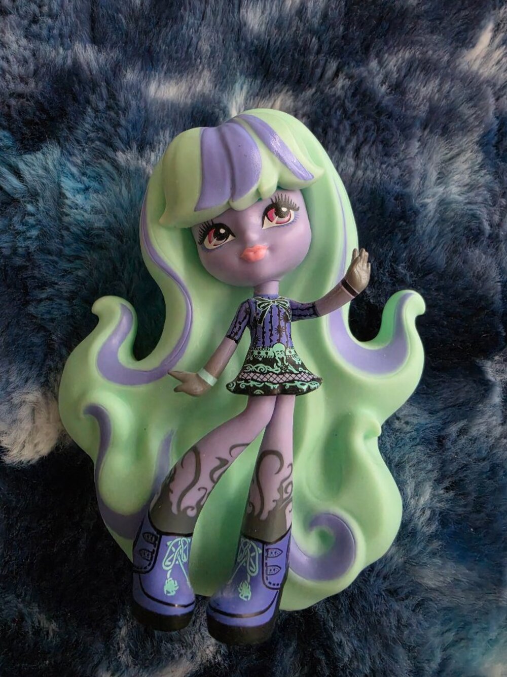 Monster High Twyla figurine